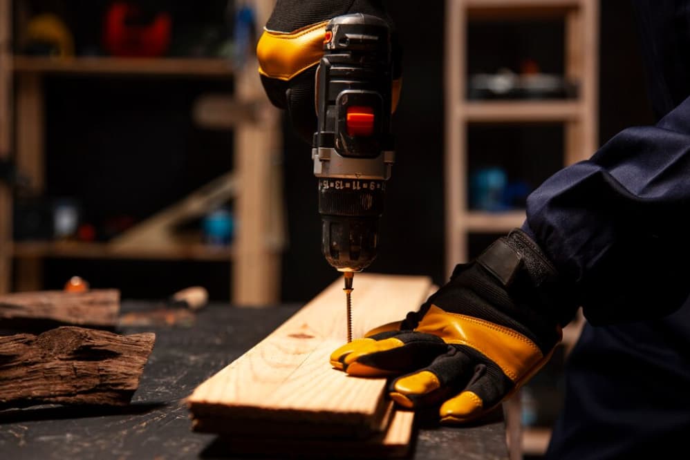 Vergleich: Lux-Tools Schlagbohrmaschine & Obi Akkuschrauber